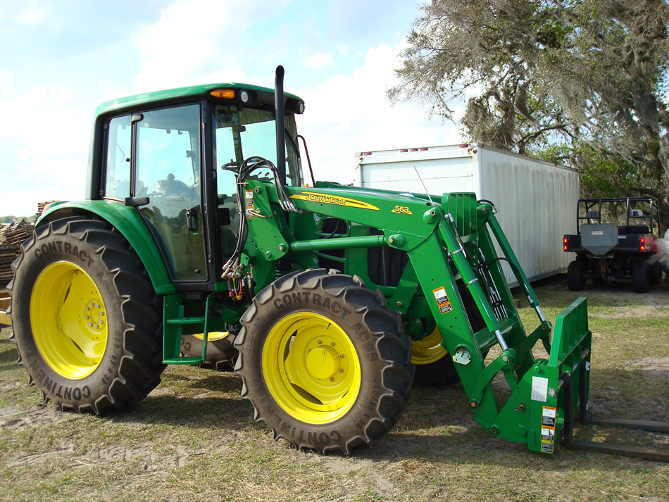 John Deere 6430